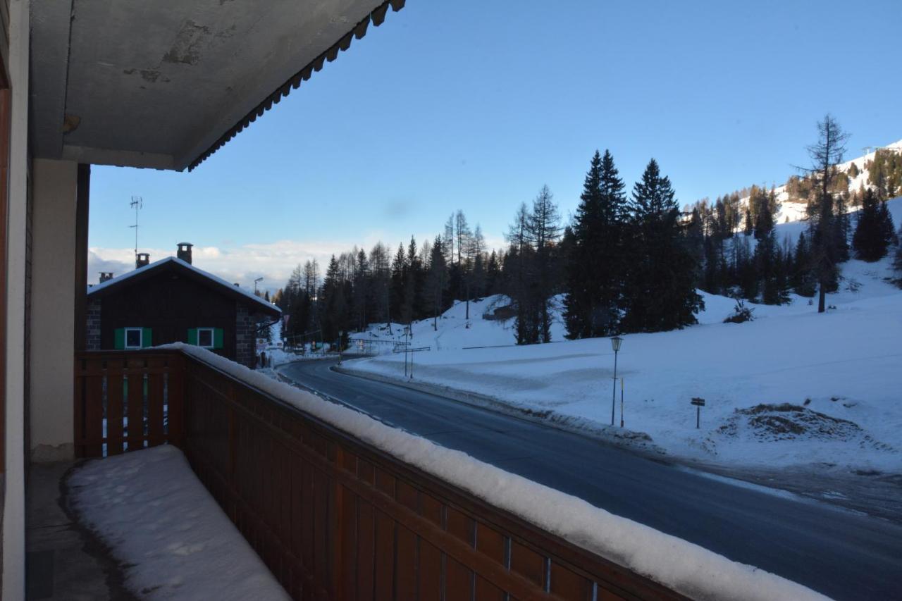 Costalungahouse Trekkingbikeski Selfcheck-In Apartment Carezza al Lago Esterno foto
