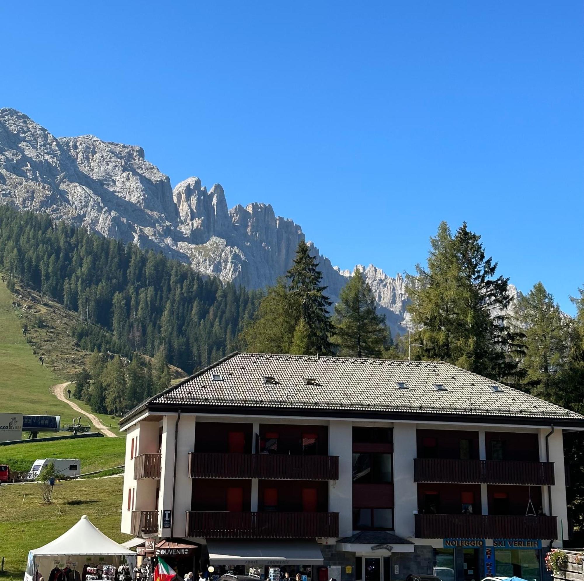 Costalungahouse Trekkingbikeski Selfcheck-In Apartment Carezza al Lago Esterno foto